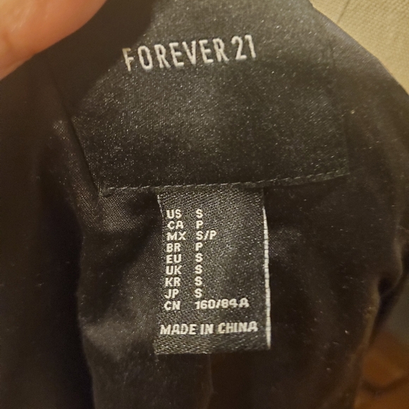Forever 21 full sequins jacket - Picture 3 of 3